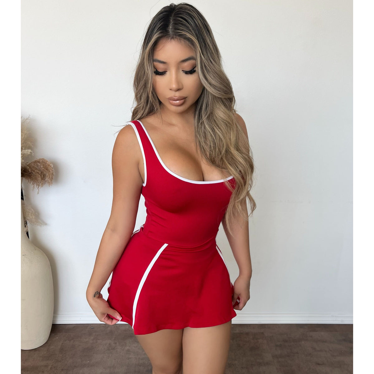 Nancy Binding Seamless Dress (Deep Red/White)