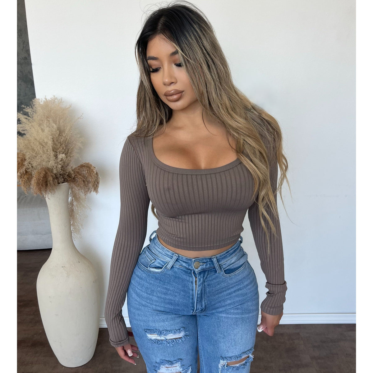 Kayana Square Neck Ribbed Long Sleeve Crop Top (Coco)