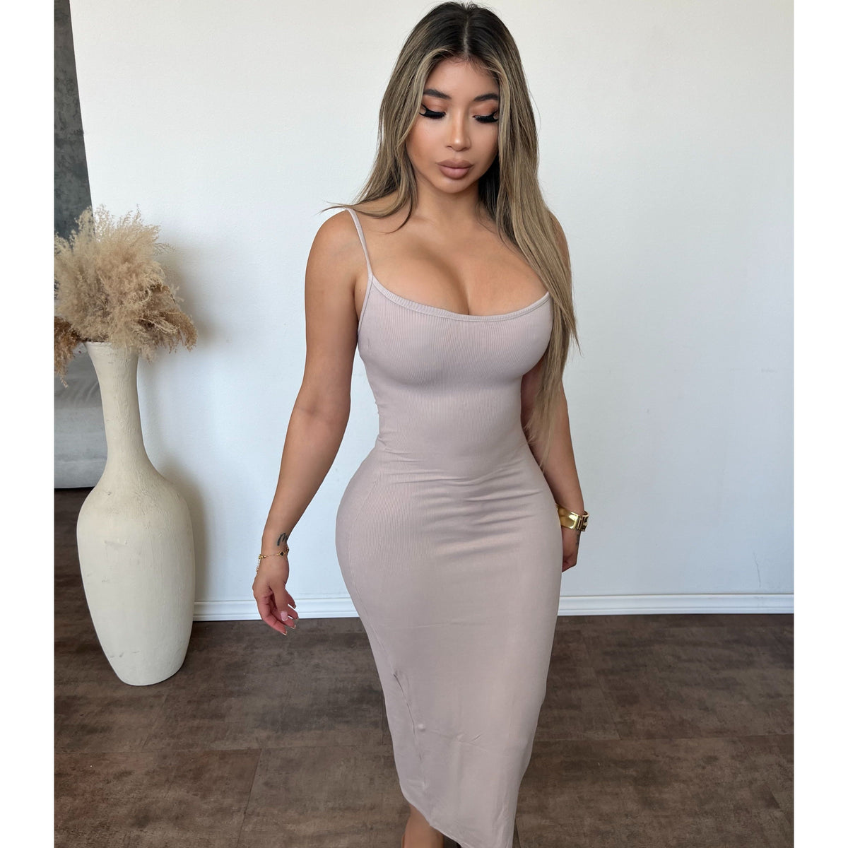 Veronica Ribbed Maxi Dress (Beige)