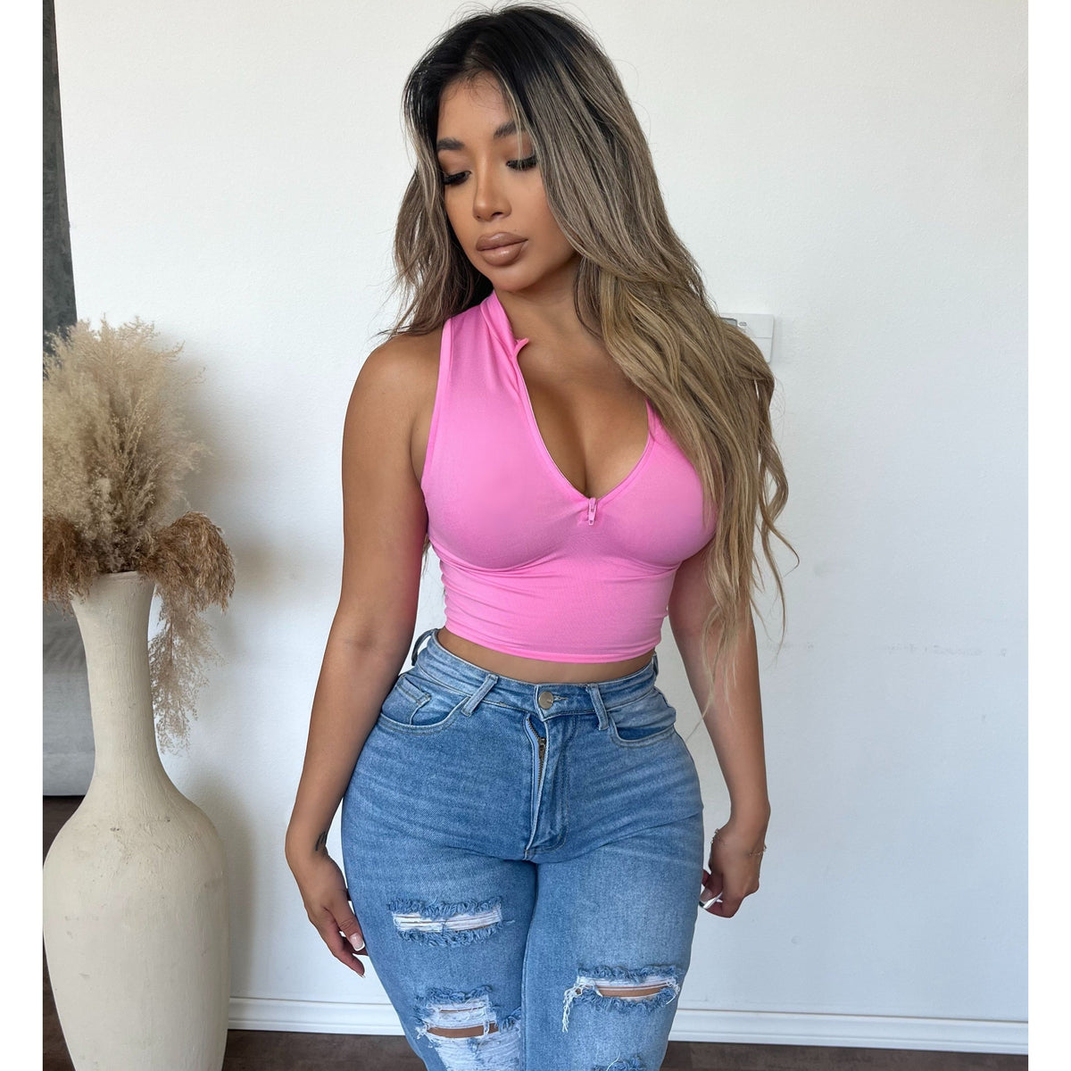 Anissa Soft Zipper Neck No Sleeves Top (Pink)