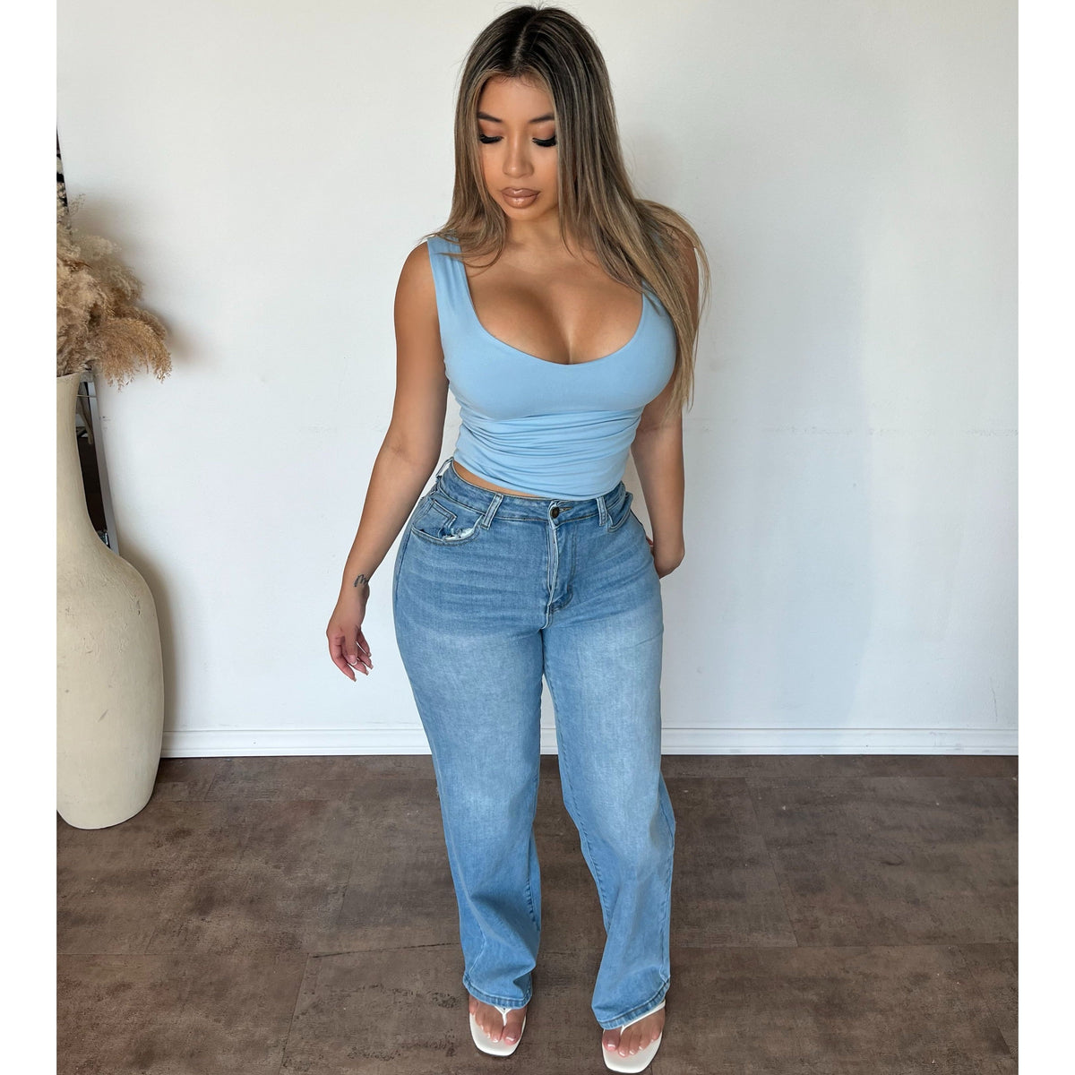 Larry Wide Leg High Rise Jeans (Light Blue)