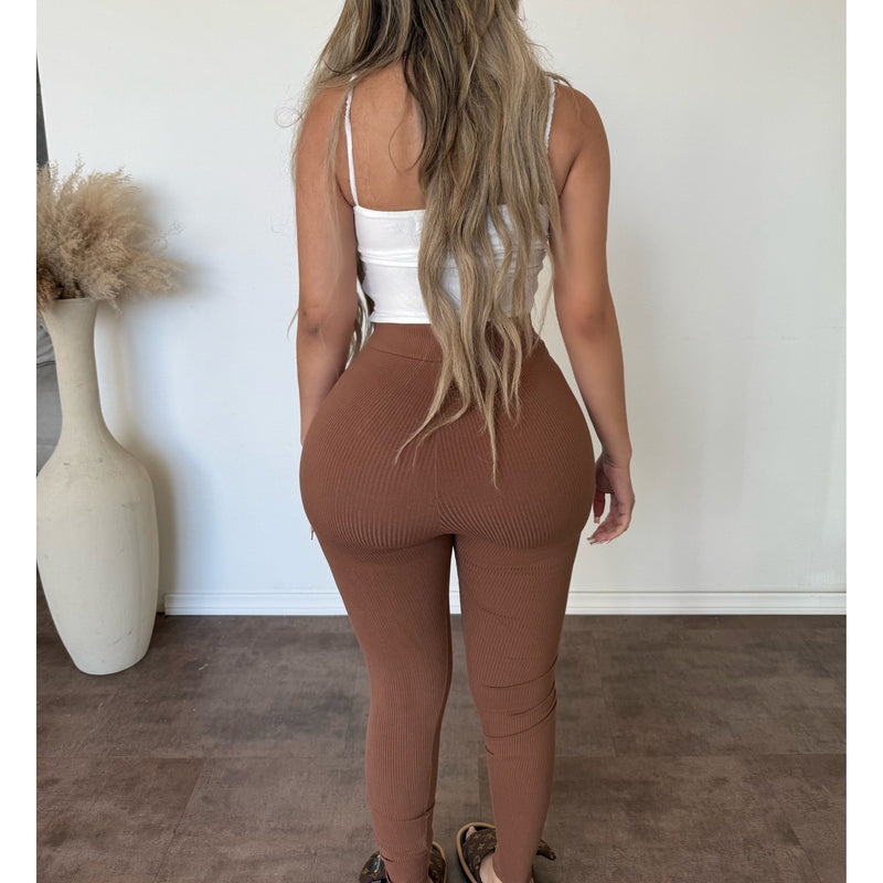 Elena High Waisted Leggings (Carob Brown)