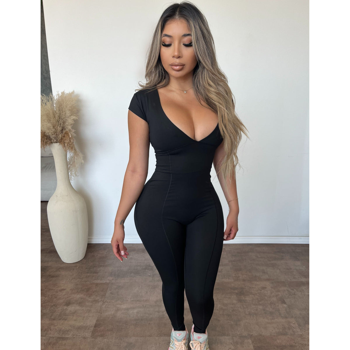 Isabella V Neck Jumpsuit (Black)