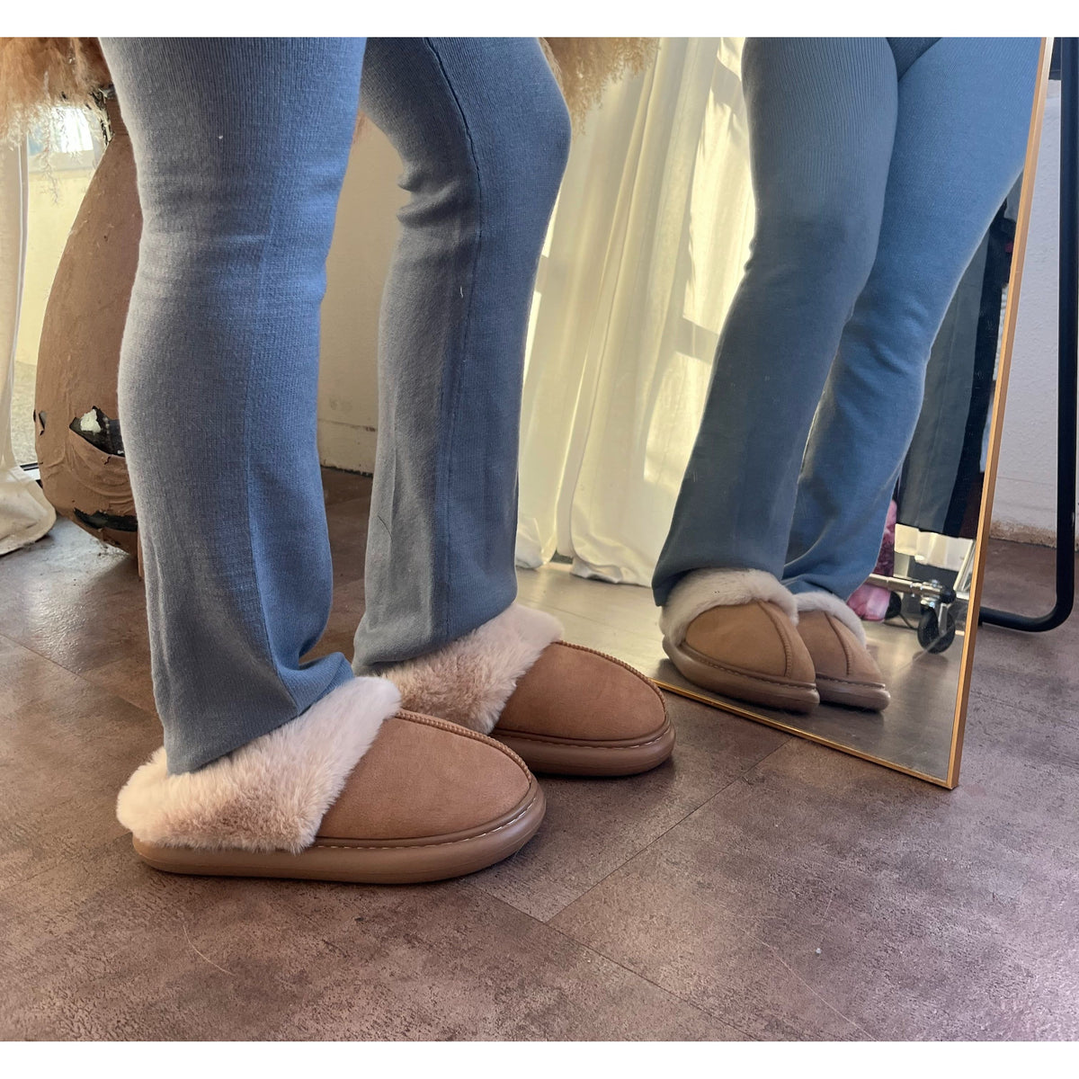 Sophie Slippers (Cream)